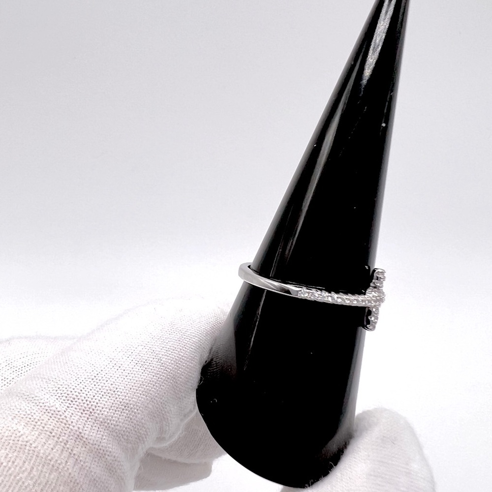 Sale $24 . 925 Sterling Silver Sideways Cz Cross Ring - Picture 7 of 17